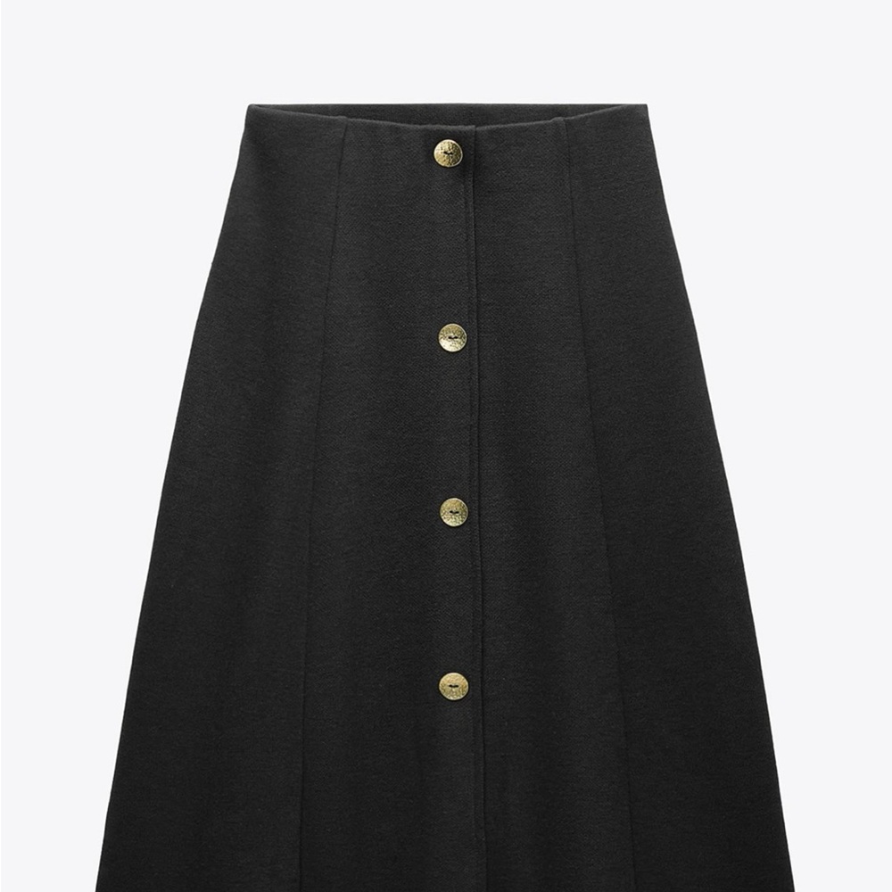 Zara Elegant Black Button-Down Skirt